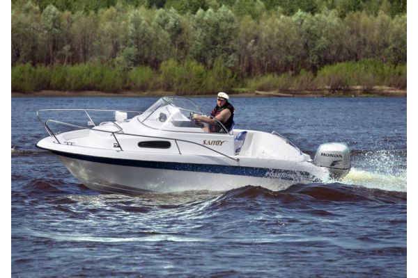 Моторная лодка Бестер-570