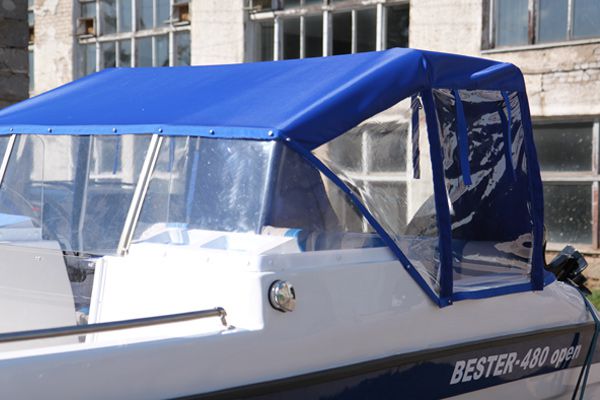 Стеклопластиковая моторная лодка Бестер-480Р ходовой тент